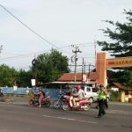 Rutinitas Yanmas Pagi Polsek Comal Guna Cegah Kemacetan Pagi Hari