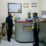 Patroli Polsek Petarukan Sisir Hotel, Antisipasi Timbulnya Gangguan Kamtibmas Patroli Polsek Petarukan Sisir Hotel, Antisipasi Timbulnya Gangguan Kamtibmas