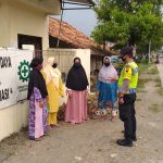 Jumpai Warga Binaan, Bhabinkamtibmas Polsek Taman Sampaikan Himbauan Agar Dirumah Saja Jumpai Warga Binaan, Bhabinkamtibmas Polsek Taman Sampaikan Himbauan Agar Dirumah Saja