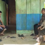 Sambangi mantan napiter dan keluarganya, Satgas Madago raya berikan bantuan Sambangi mantan napiter dan keluarganya, Satgas Madago raya berikan bantuan