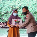 Polda Jateng Mageri Segoro Berjalan Sukses. Kapolda Raih Rekor MURI, Gubernur Ganjar _Pit-pitan_ Polda Jateng Mageri Segoro Berjalan Sukses. Kapolda Raih Rekor MURI, Gubernur Ganjar _Pit-pitan_