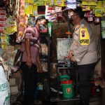 4,5 Ton Minyak Goreng Dalam Mobil Tangki Siap di Distribusikan Ke Pasar, Polres Demak Beri Pengawalan Ketat IMG-20220325-WA0012