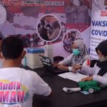 Jelang One Way, Polres Pemalang Bagikan Kaos dan Beri Edukasi Keselamatan Berlalulintas ke Pemudik IMG-20220428-WA0022