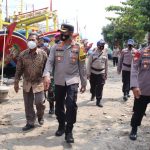 Cegah Kebakaran Kapal Terjadi di Pemalang, Kapolres Ajak Nelayan Berdialog IMG-20220504-WA0045